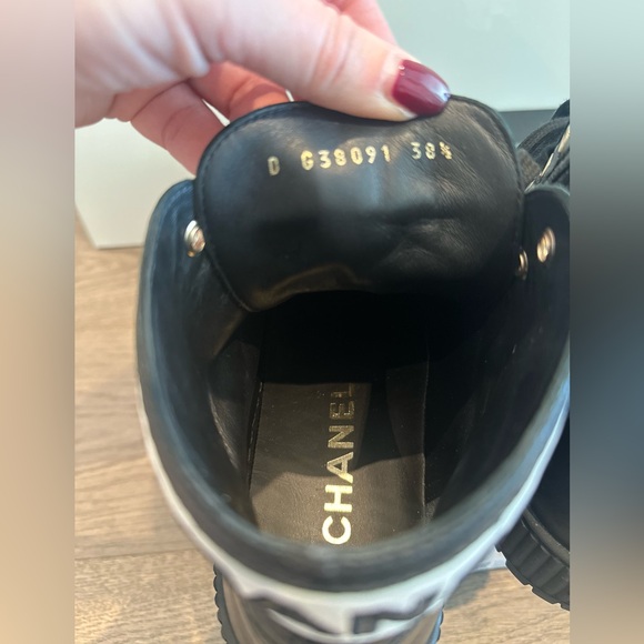 Chanel lace up boots 21k - Picture 10 of 10